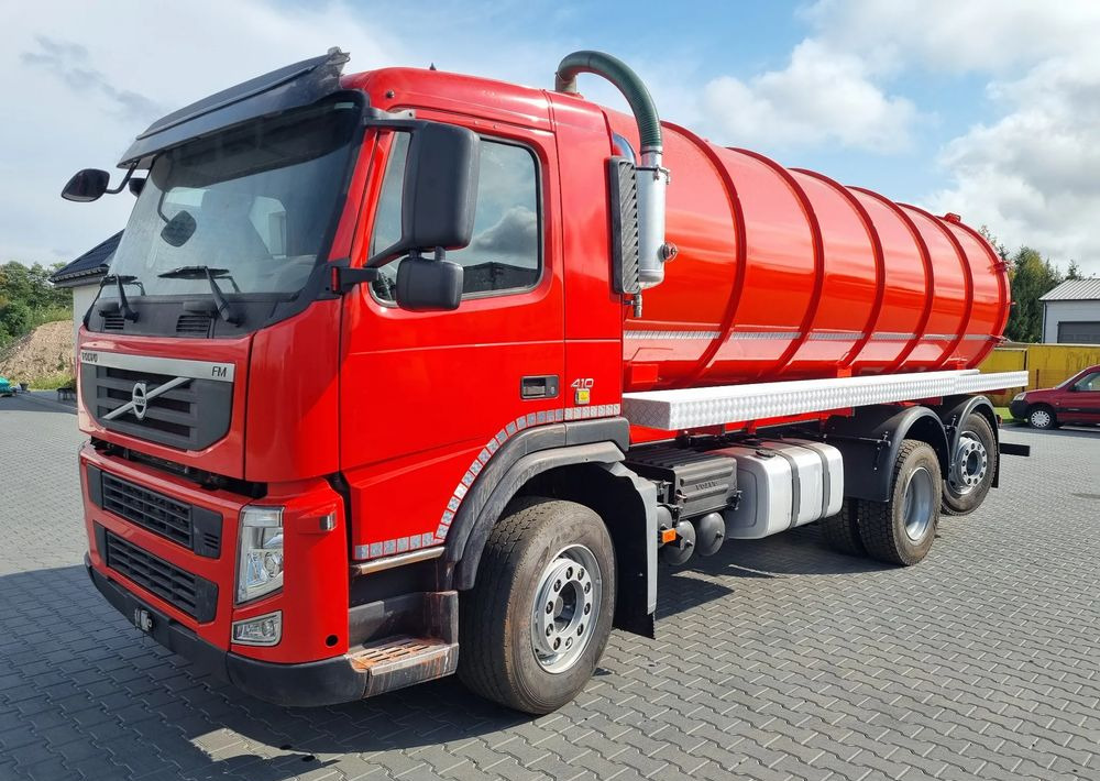Volvo FM 410 - Caminhão de lixo: foto 1 Volvo FM 410 - Caminhão de lixo: foto 1