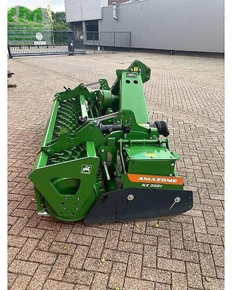 Amazone kx 3001 - Maquina para lavrar a terra: foto 3 Amazone kx 3001 - Maquina para lavrar a terra: foto 3