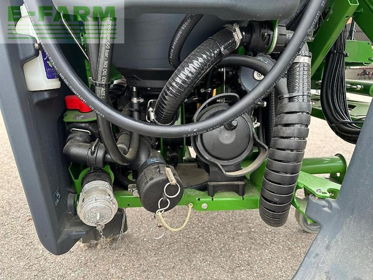 Pulverizador de arrastar Amazone uf 1302: foto 9
