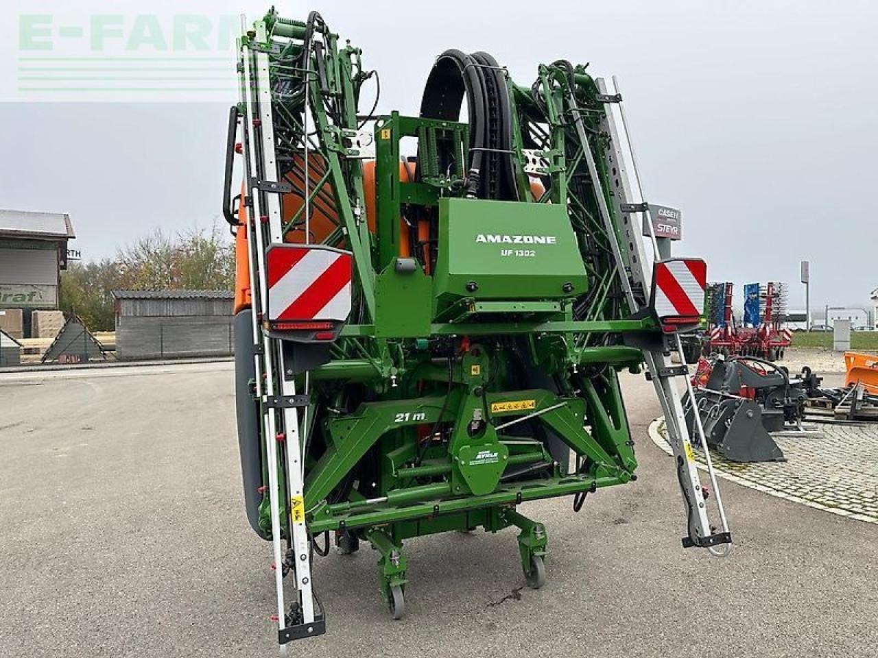 Pulverizador de arrastar Amazone uf 1302: foto 6