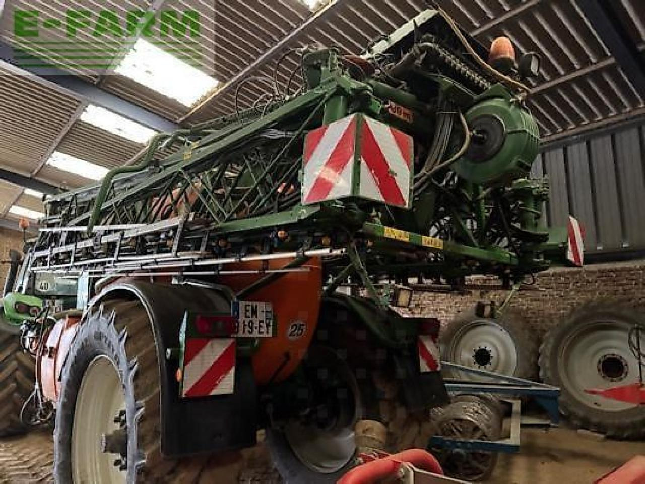 Amazone ux5200 - Pulverizador de arrastar: foto 3 Amazone ux5200 - Pulverizador de arrastar: foto 3