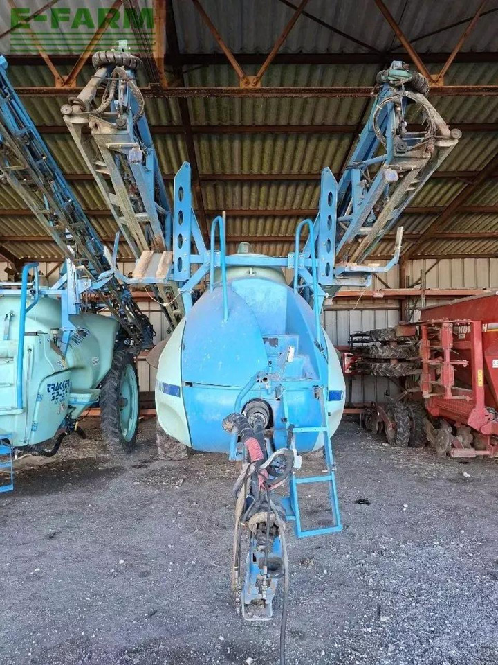 Berthoud tenor 4346 - Pulverizador de arrastar: foto 2 Berthoud tenor 4346 - Pulverizador de arrastar: foto 2