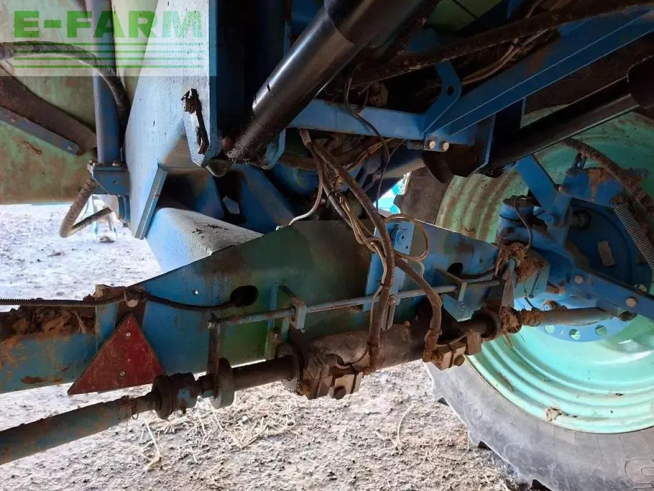 Berthoud tenor 4346 - Pulverizador de arrastar: foto 5 Berthoud tenor 4346 - Pulverizador de arrastar: foto 5