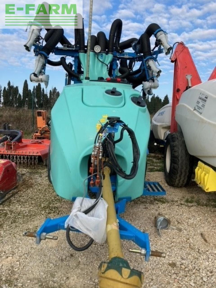 Berthoud win air - Pulverizador de arrastar: foto 1 Berthoud win air - Pulverizador de arrastar: foto 1