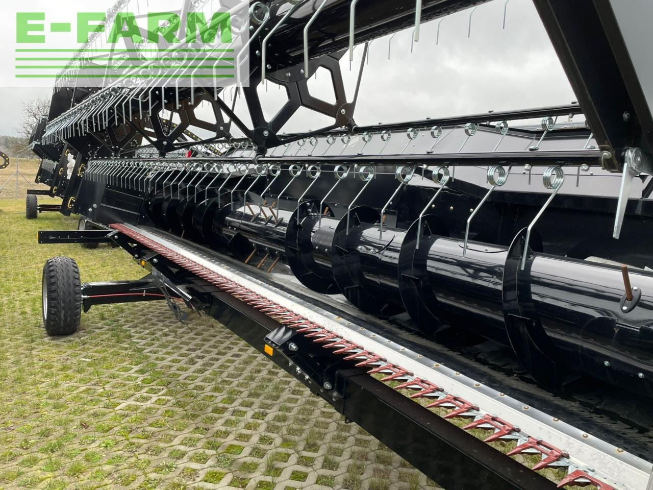 Biso VX Crop Ranger Trendline light 600 - Plataforma para colheitadeira: foto 1 Biso VX Crop Ranger Trendline light 600 - Plataforma para colheitadeira: foto 1