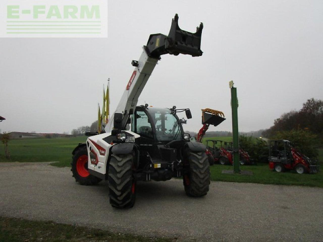 Bobcat tl 38.70 hf - Empilhador telescópico: foto 4 Bobcat tl 38.70 hf - Empilhador telescópico: foto 4