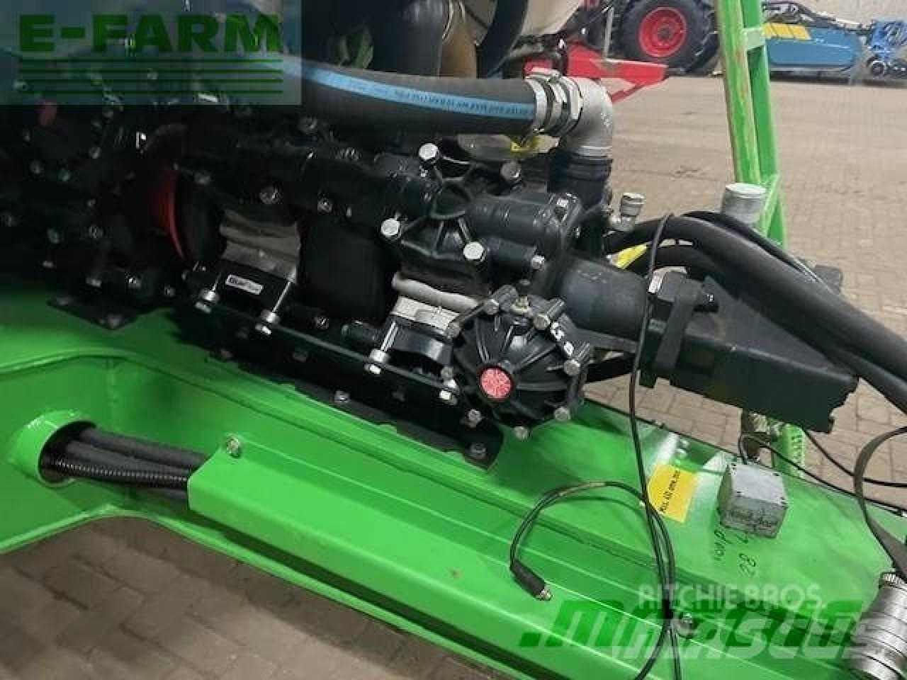 CHD f7039 39m 7000l veldspuit - Pulverizador de arrastar: foto 4 CHD f7039 39m 7000l veldspuit - Pulverizador de arrastar: foto 4