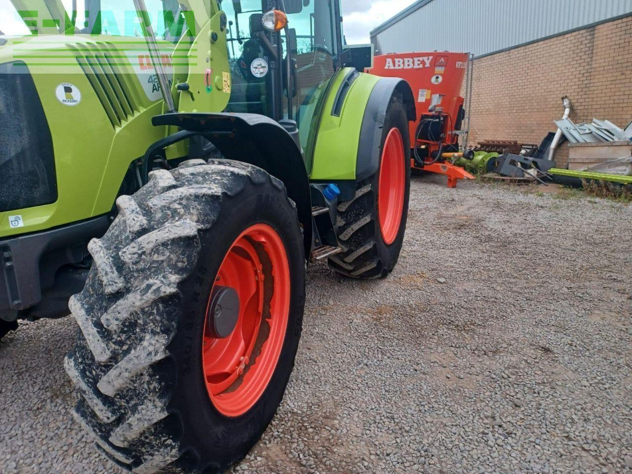 CLAAS ARION 420 CLASSIC - Trator: foto 5 CLAAS ARION 420 CLASSIC - Trator: foto 5
