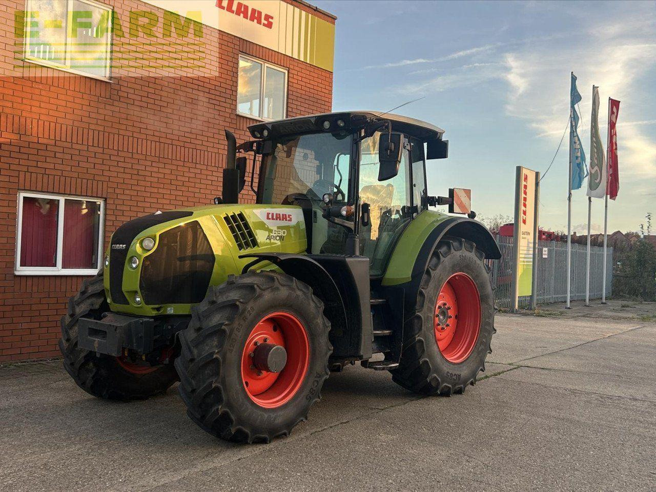 CLAAS ARION 630 - Trator: foto 1 CLAAS ARION 630 - Trator: foto 1