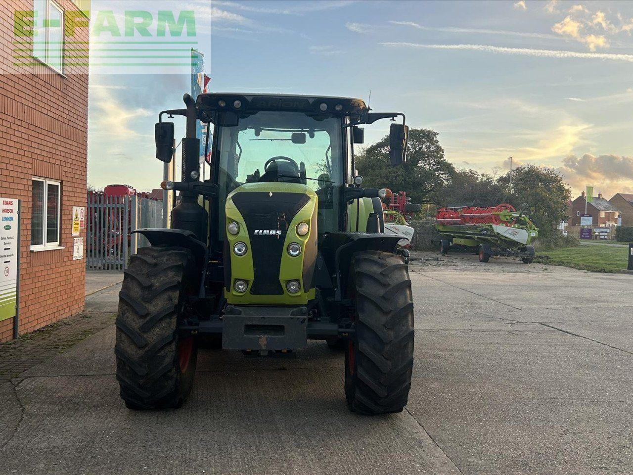 CLAAS ARION 630 - Trator: foto 3 CLAAS ARION 630 - Trator: foto 3