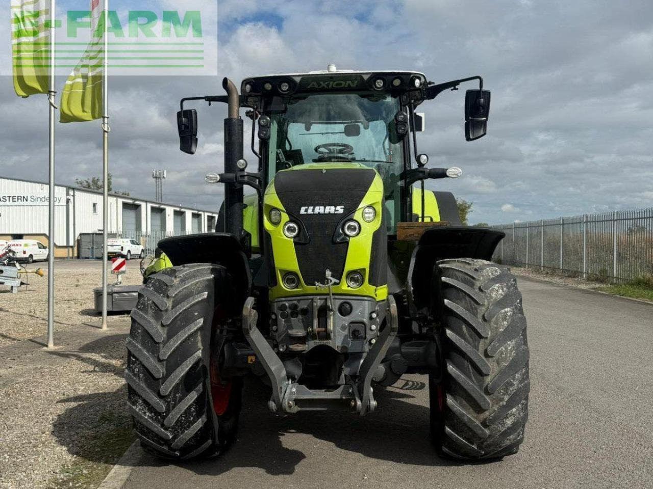 CLAAS AXION 830 - Trator: foto 4 CLAAS AXION 830 - Trator: foto 4