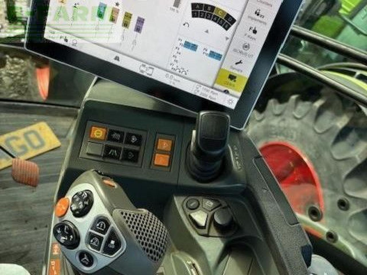 CLAAS AXION 830 - Trator: foto 5 CLAAS AXION 830 - Trator: foto 5