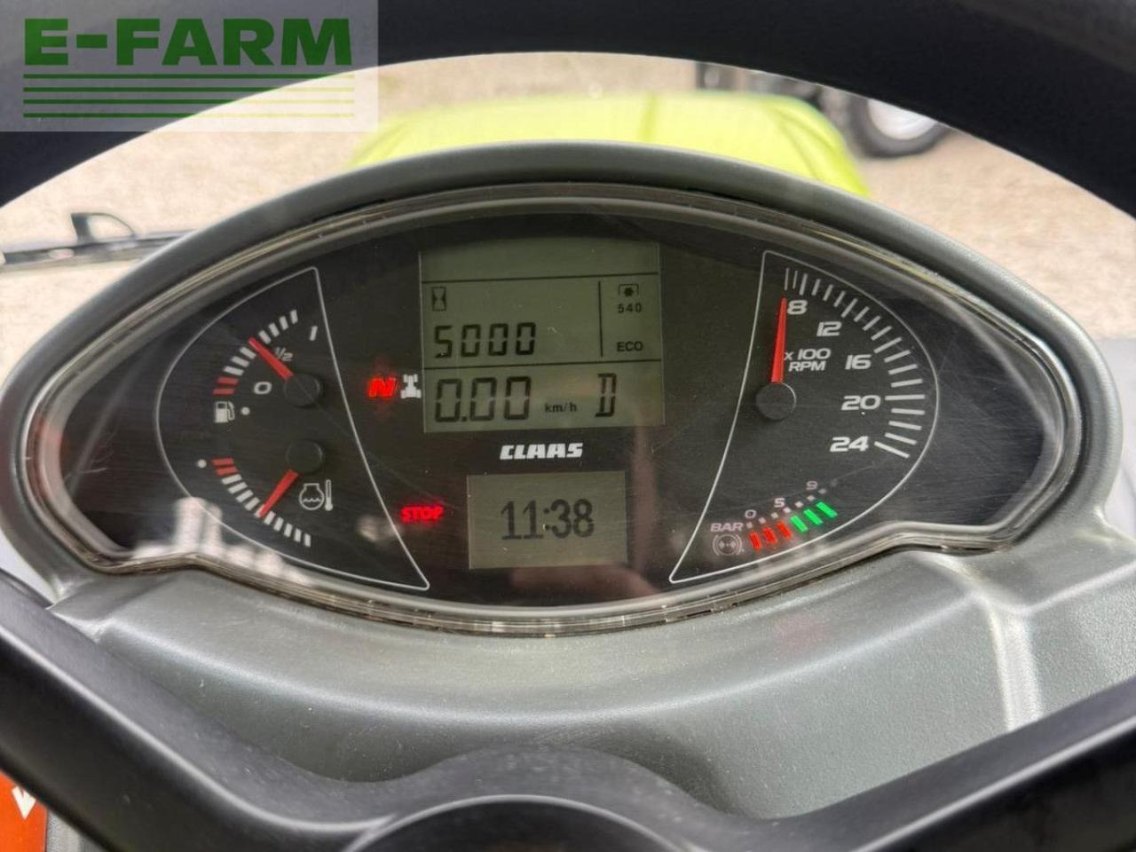 CLAAS AXION 830 - Trator: foto 2 CLAAS AXION 830 - Trator: foto 2