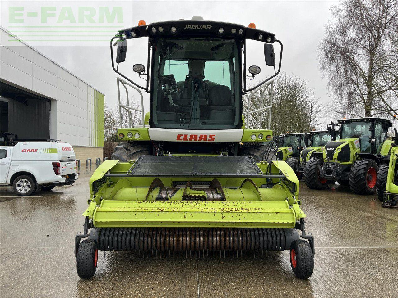 CLAAS JAGUAR 990 4WD - Picadora de forragem automotriz: foto 2 CLAAS JAGUAR 990 4WD - Picadora de forragem automotriz: foto 2