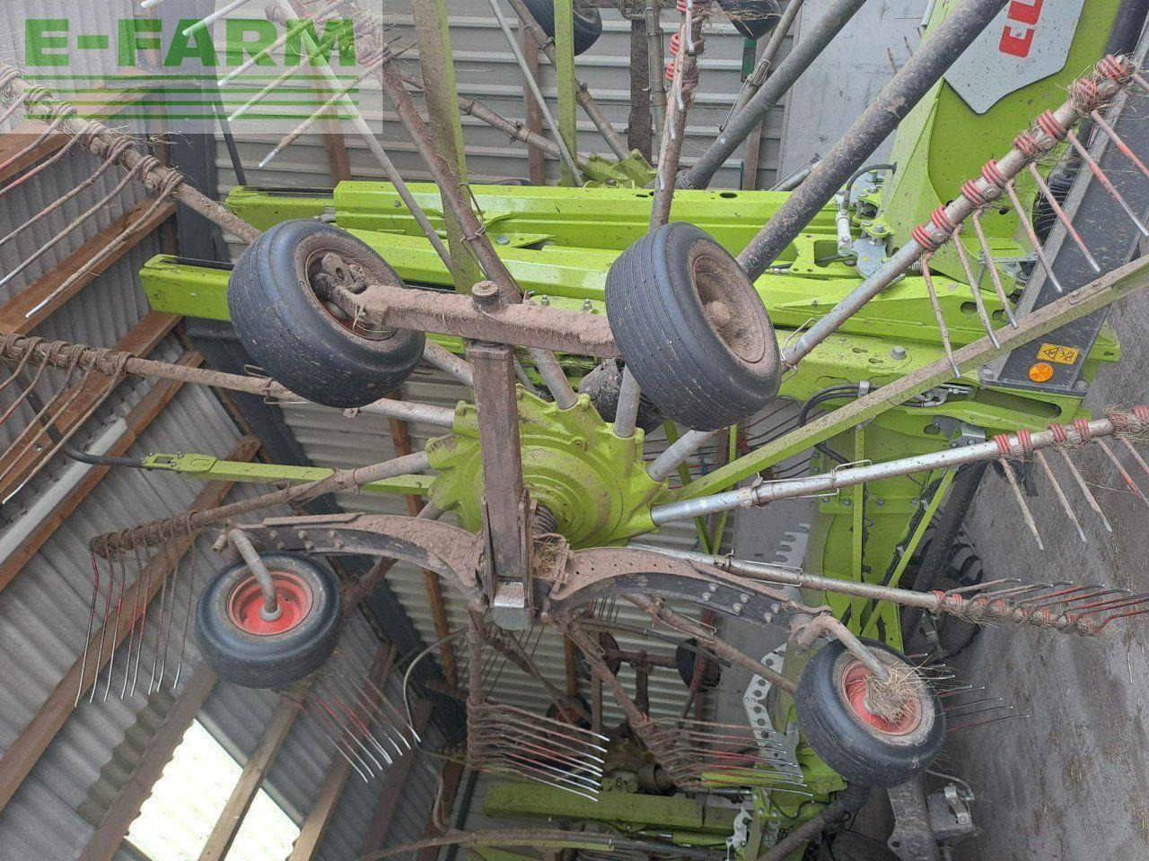 CLAAS LINER 4800 BUSINESS - Ancinho enleirador: foto 3 CLAAS LINER 4800 BUSINESS - Ancinho enleirador: foto 3