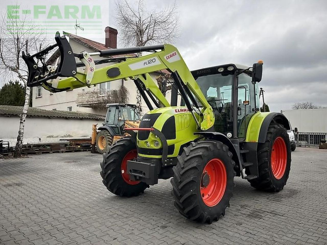CLAAS ares 617 atz + claas fl120 ATZ - Trator: foto 1 CLAAS ares 617 atz + claas fl120 ATZ - Trator: foto 1