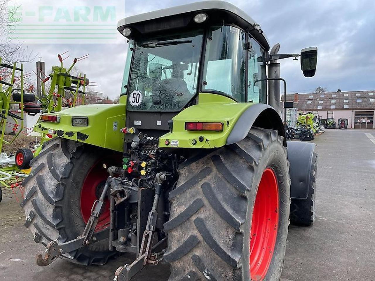 CLAAS ares 697 atz mit fronthydraulik und frontladerkonsolen stoll ATZ - Trator: foto 3 CLAAS ares 697 atz mit fronthydraulik und frontladerkonsolen stoll ATZ - Trator: foto 3