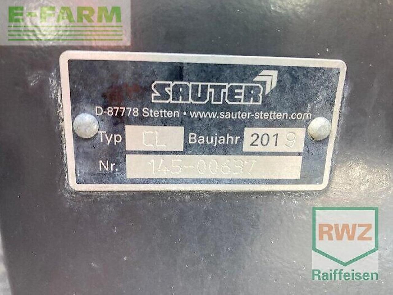 CLAAS arion 420 - Trator: foto 5 CLAAS arion 420 - Trator: foto 5