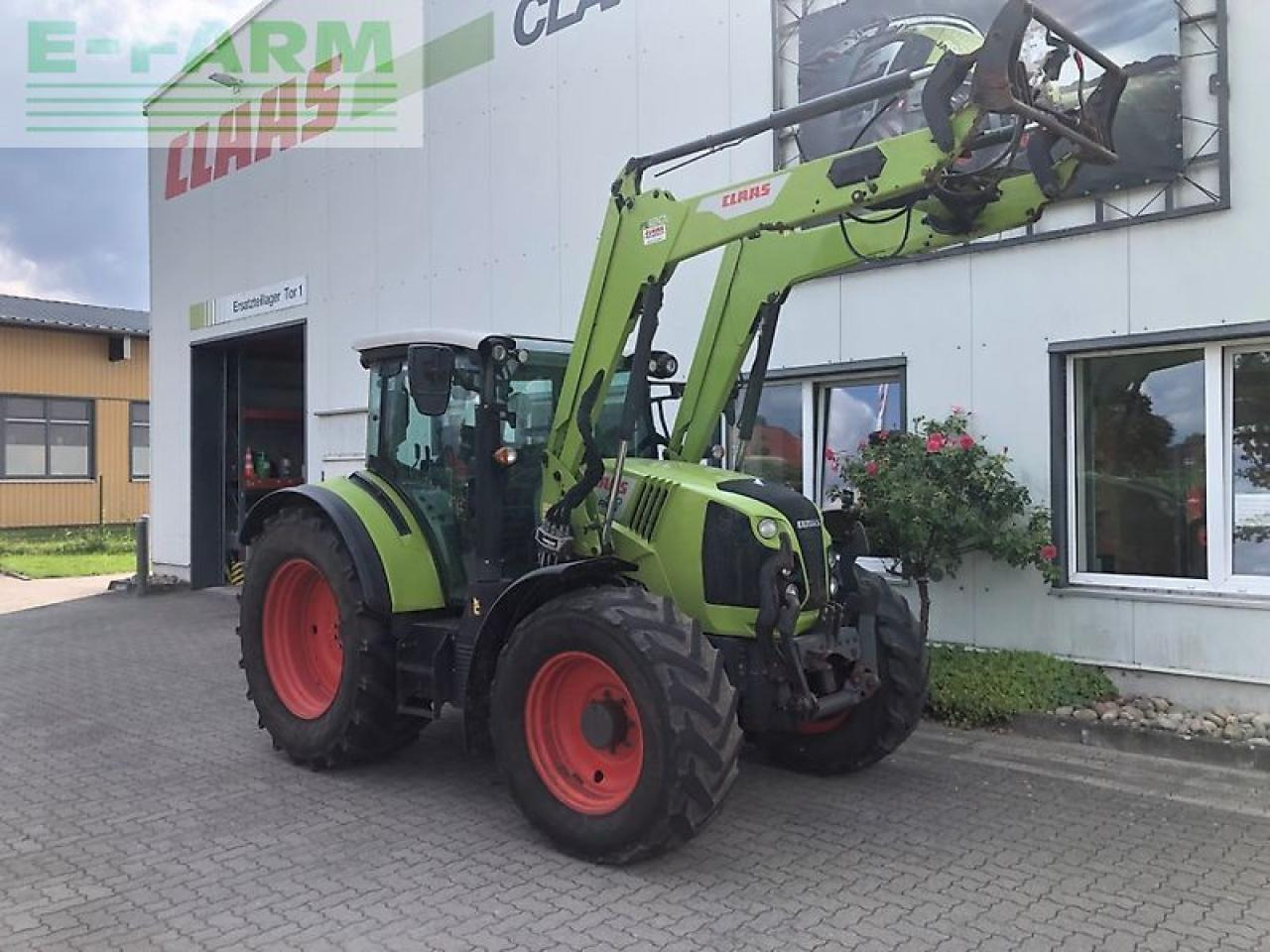 CLAAS arion 450 cis panoramic mit fl 120 c und fkh CIS - Trator: foto 3 CLAAS arion 450 cis panoramic mit fl 120 c und fkh CIS - Trator: foto 3
