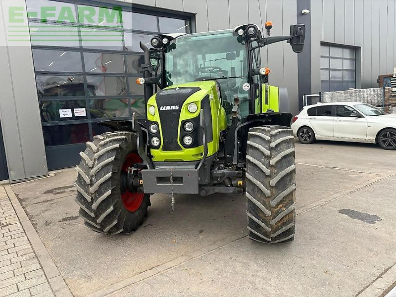 CLAAS arion 460 - Trator: foto 3 CLAAS arion 460 - Trator: foto 3