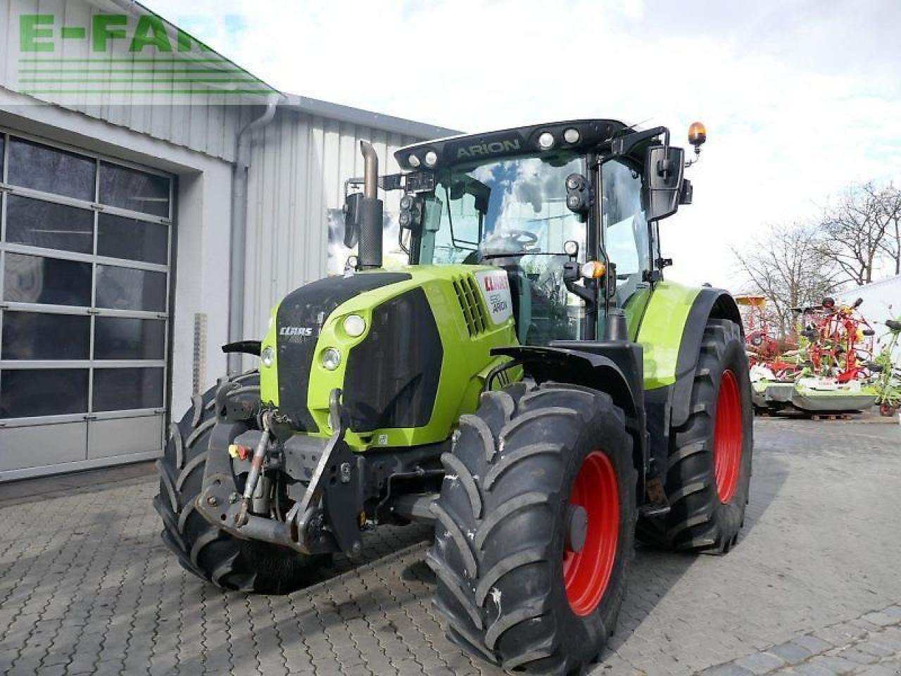 CLAAS arion 530 cis+ CIS - Trator: foto 1 CLAAS arion 530 cis+ CIS - Trator: foto 1