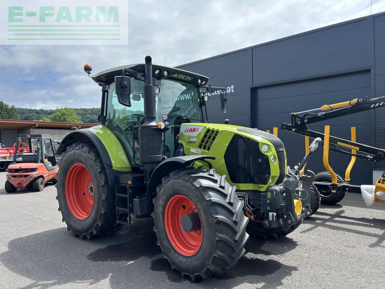 CLAAS arion 530 cis+ CIS - Trator: foto 1 CLAAS arion 530 cis+ CIS - Trator: foto 1