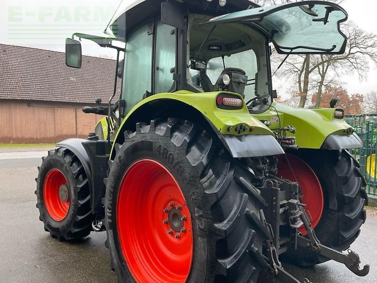 CLAAS arion 550 CMATIC - Trator: foto 4 CLAAS arion 550 CMATIC - Trator: foto 4