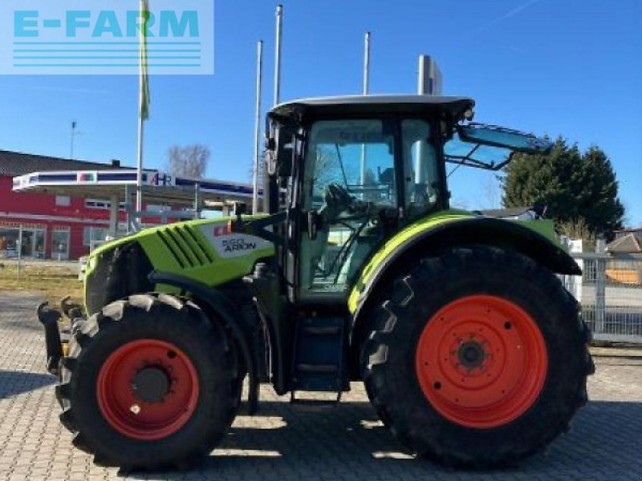 CLAAS arion 550 cmatic cebis CMATIC - Trator: foto 3 CLAAS arion 550 cmatic cebis CMATIC - Trator: foto 3