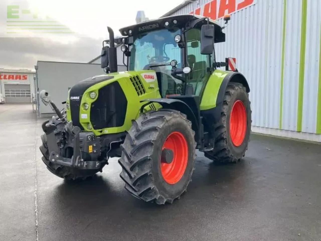 CLAAS arion 550 cmatic cebis CMATIC CEBIS - Trator: foto 1 CLAAS arion 550 cmatic cebis CMATIC CEBIS - Trator: foto 1