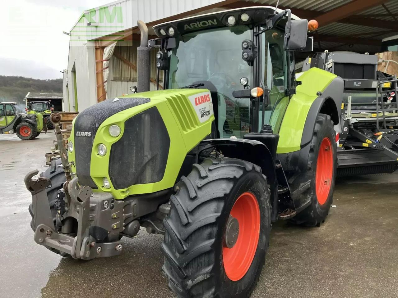 CLAAS arion 550 t4i cis CIS - Trator: foto 1 CLAAS arion 550 t4i cis CIS - Trator: foto 1