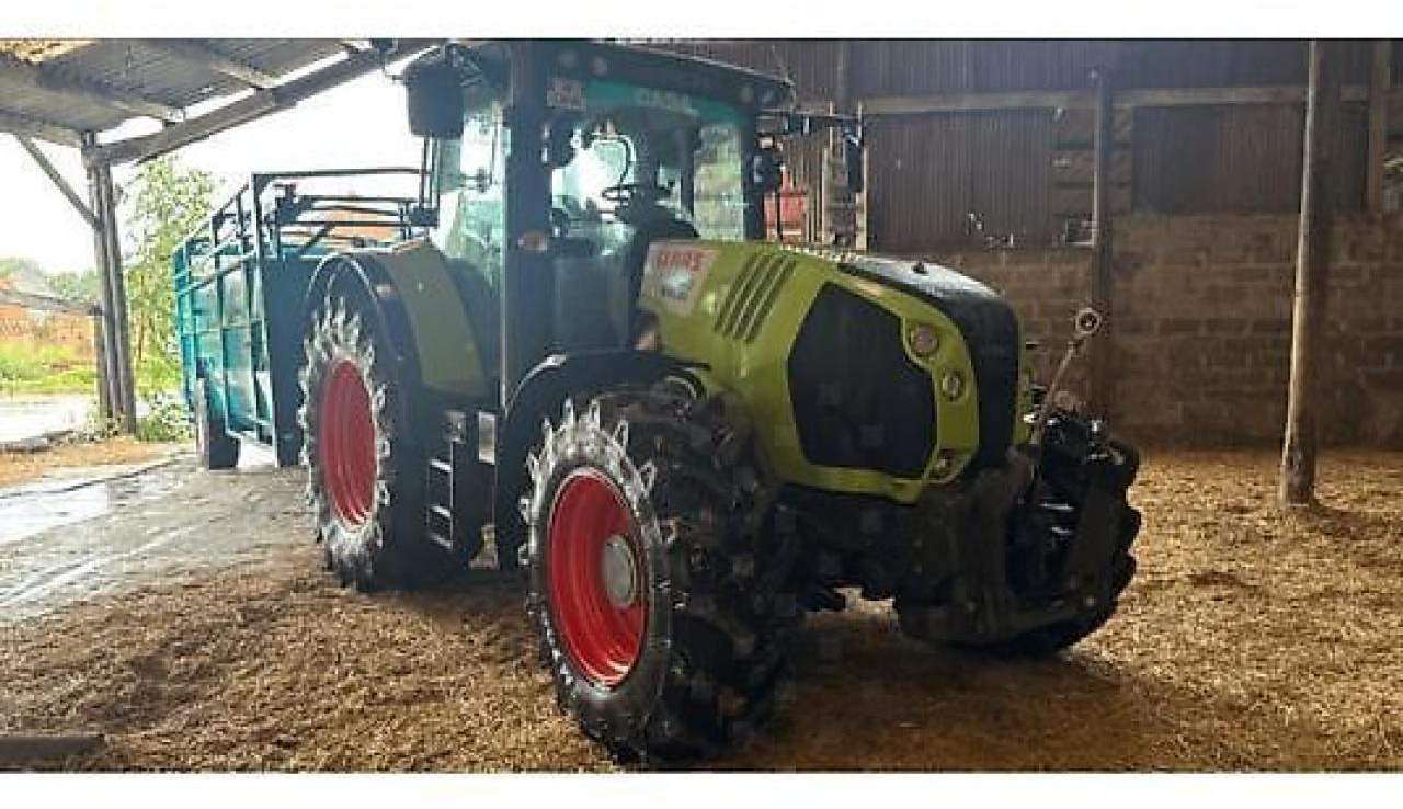CLAAS arion 640 cis CIS - Trator: foto 1 CLAAS arion 640 cis CIS - Trator: foto 1