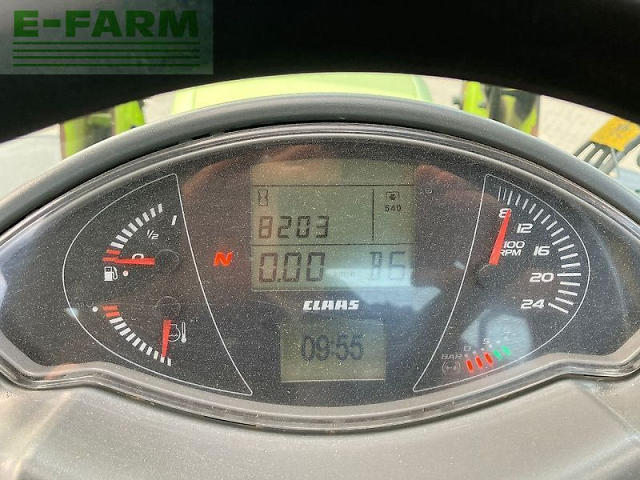 CLAAS arion 640 cis hexashift CIS - Trator: foto 2 CLAAS arion 640 cis hexashift CIS - Trator: foto 2
