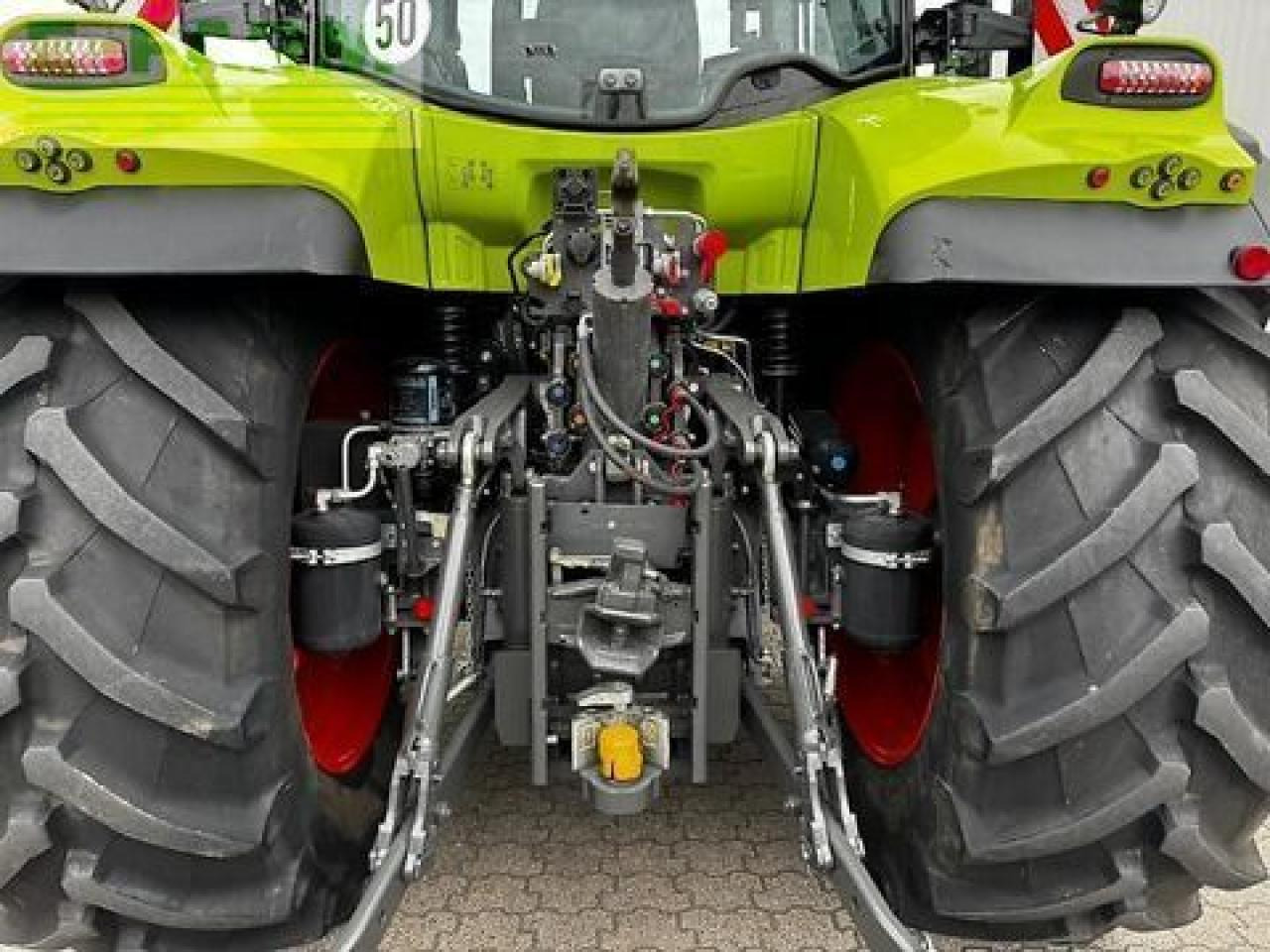 CLAAS arion 660 cmatic - Trator: foto 5 CLAAS arion 660 cmatic - Trator: foto 5
