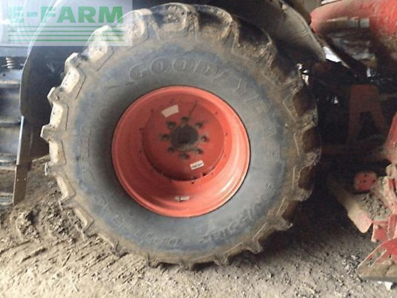 CLAAS axion 810 cmatic CMATIC - Trator: foto 3 CLAAS axion 810 cmatic CMATIC - Trator: foto 3