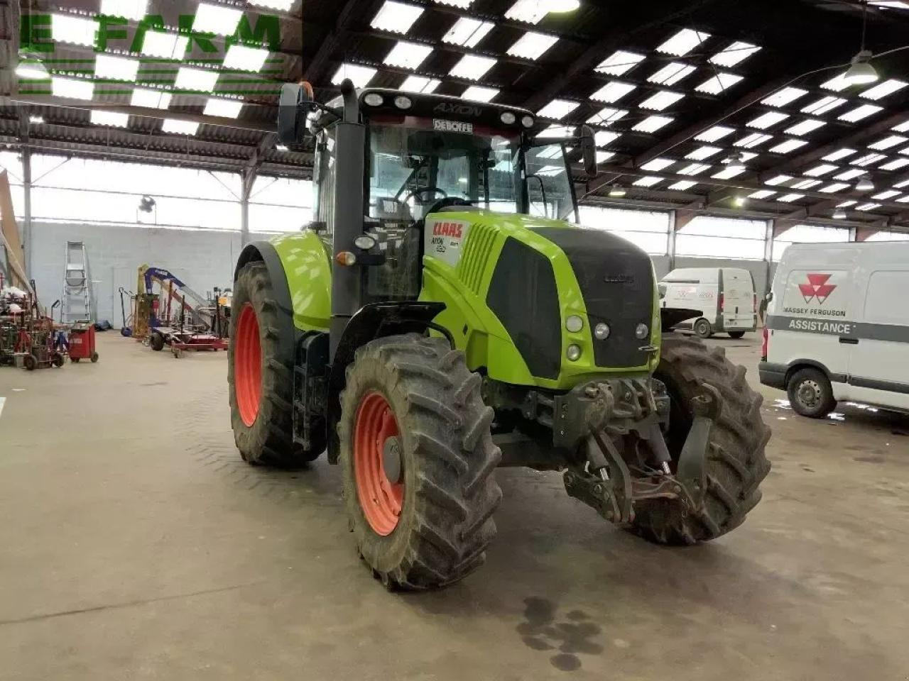 CLAAS axion 820 - Trator: foto 1 CLAAS axion 820 - Trator: foto 1