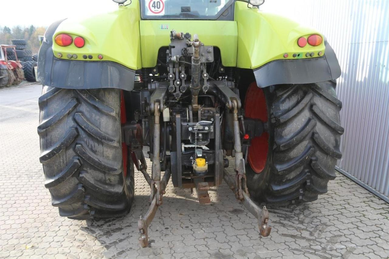 CLAAS axion 820 - Trator: foto 4 CLAAS axion 820 - Trator: foto 4