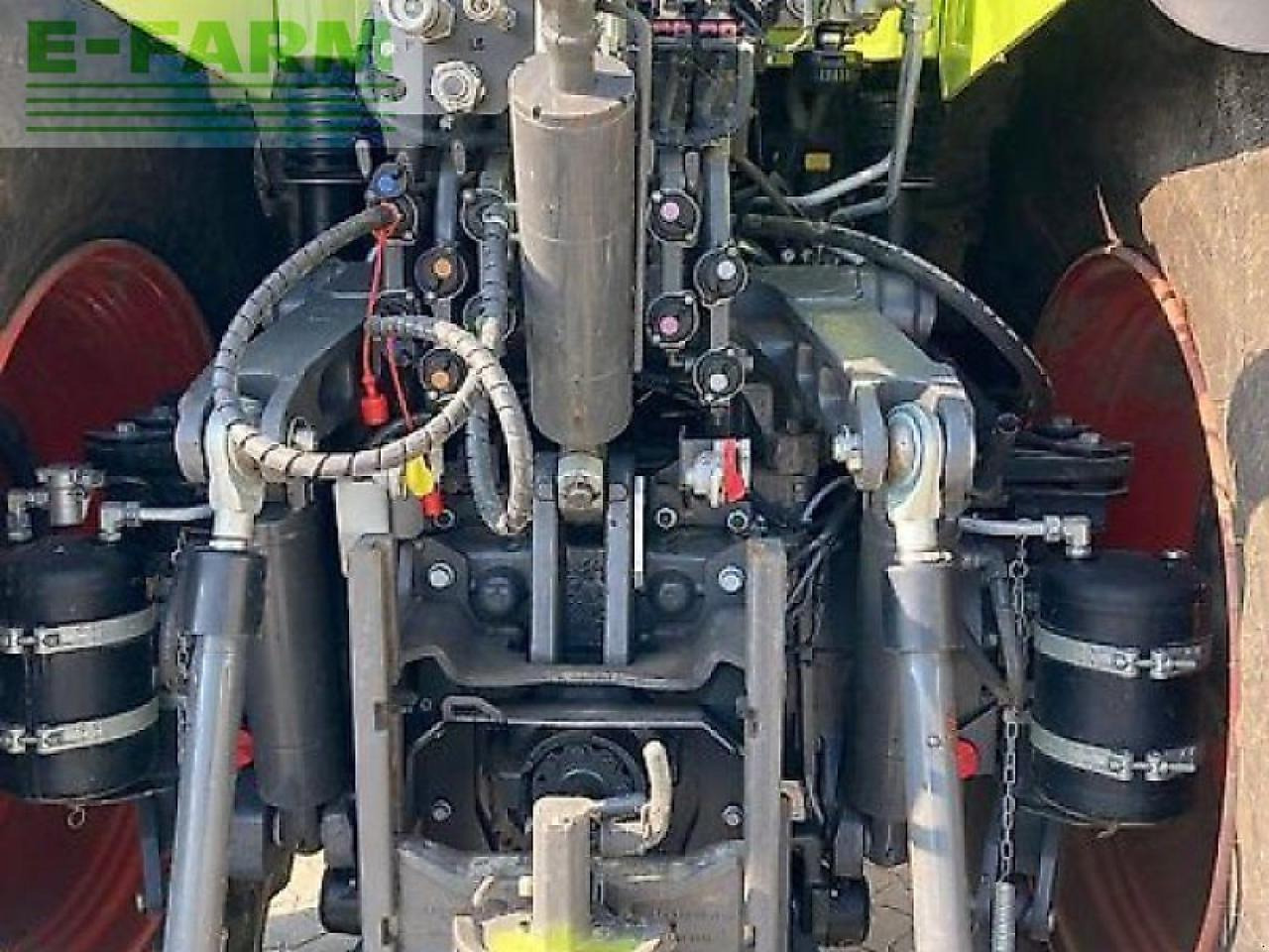 Trator CLAAS axion 870 cmatic CMATIC: foto 9 Trator CLAAS axion 870 cmatic CMATIC: foto 9