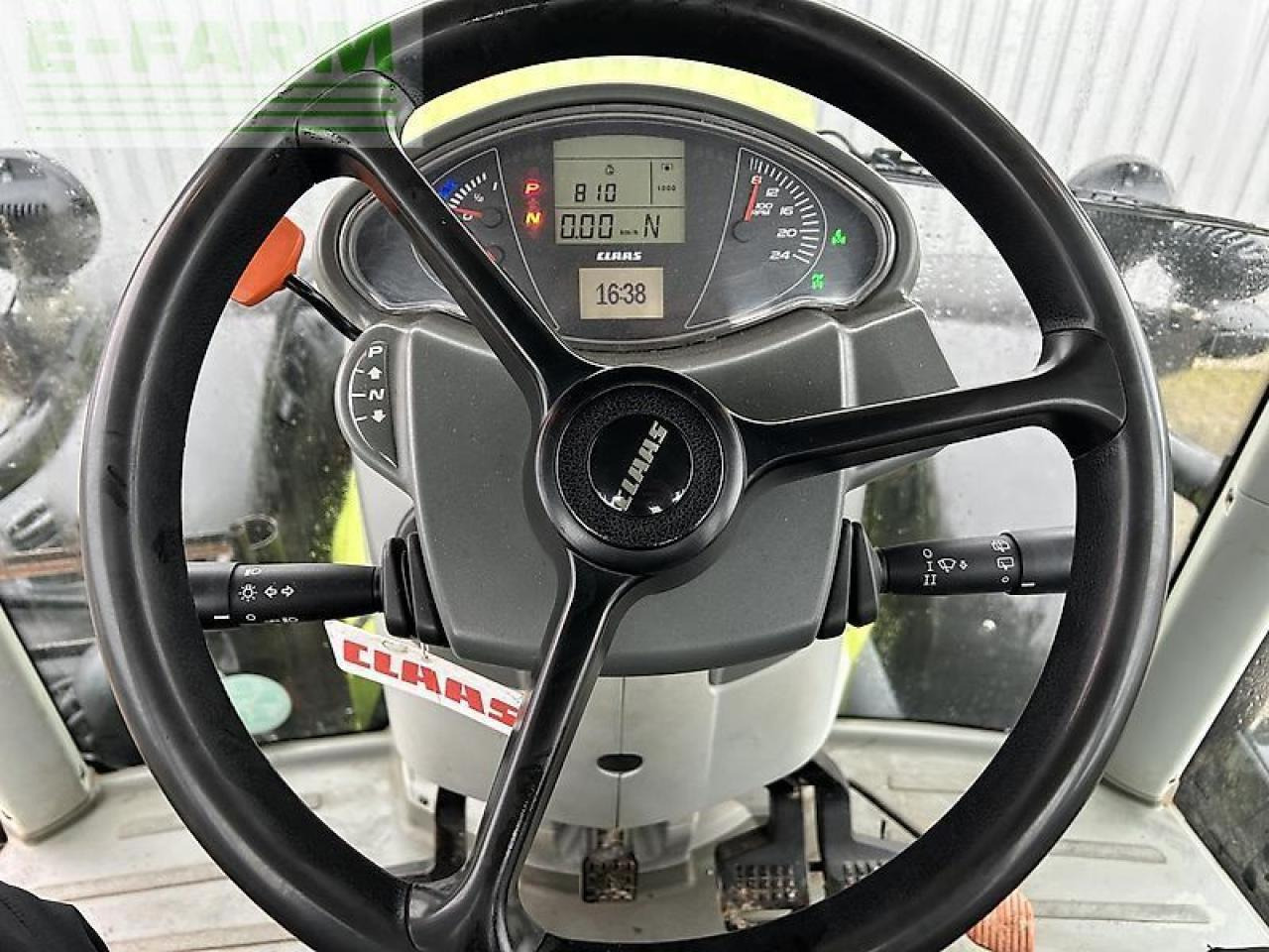 CLAAS axion 930 - Trator: foto 4 CLAAS axion 930 - Trator: foto 4
