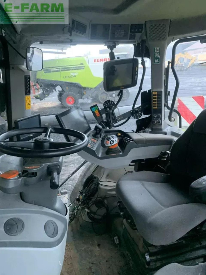 CLAAS axion 930 - Trator: foto 4 CLAAS axion 930 - Trator: foto 4