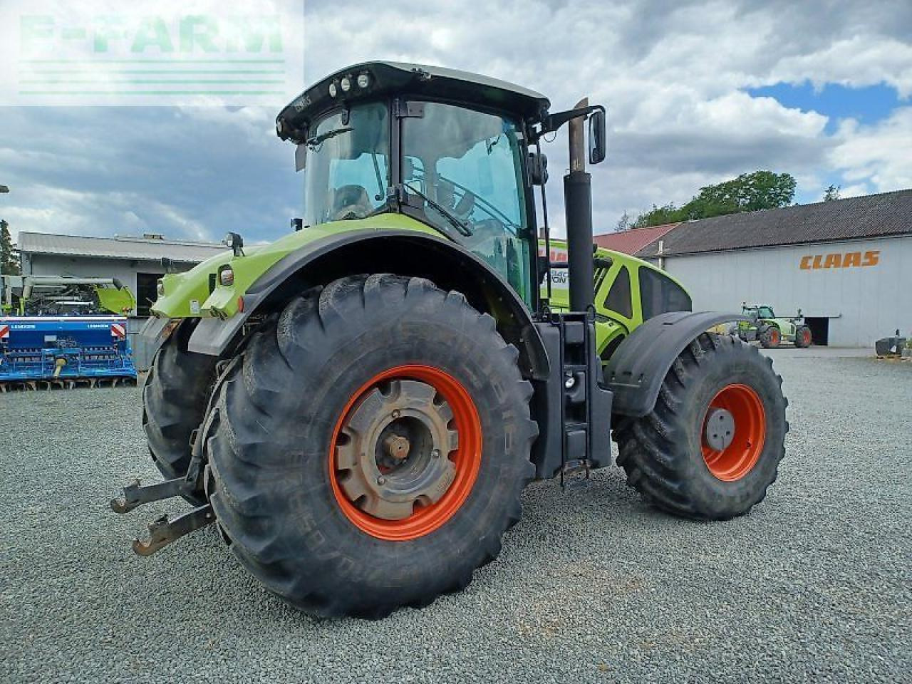 CLAAS axion 940 c-matic - Trator: foto 4 CLAAS axion 940 c-matic - Trator: foto 4