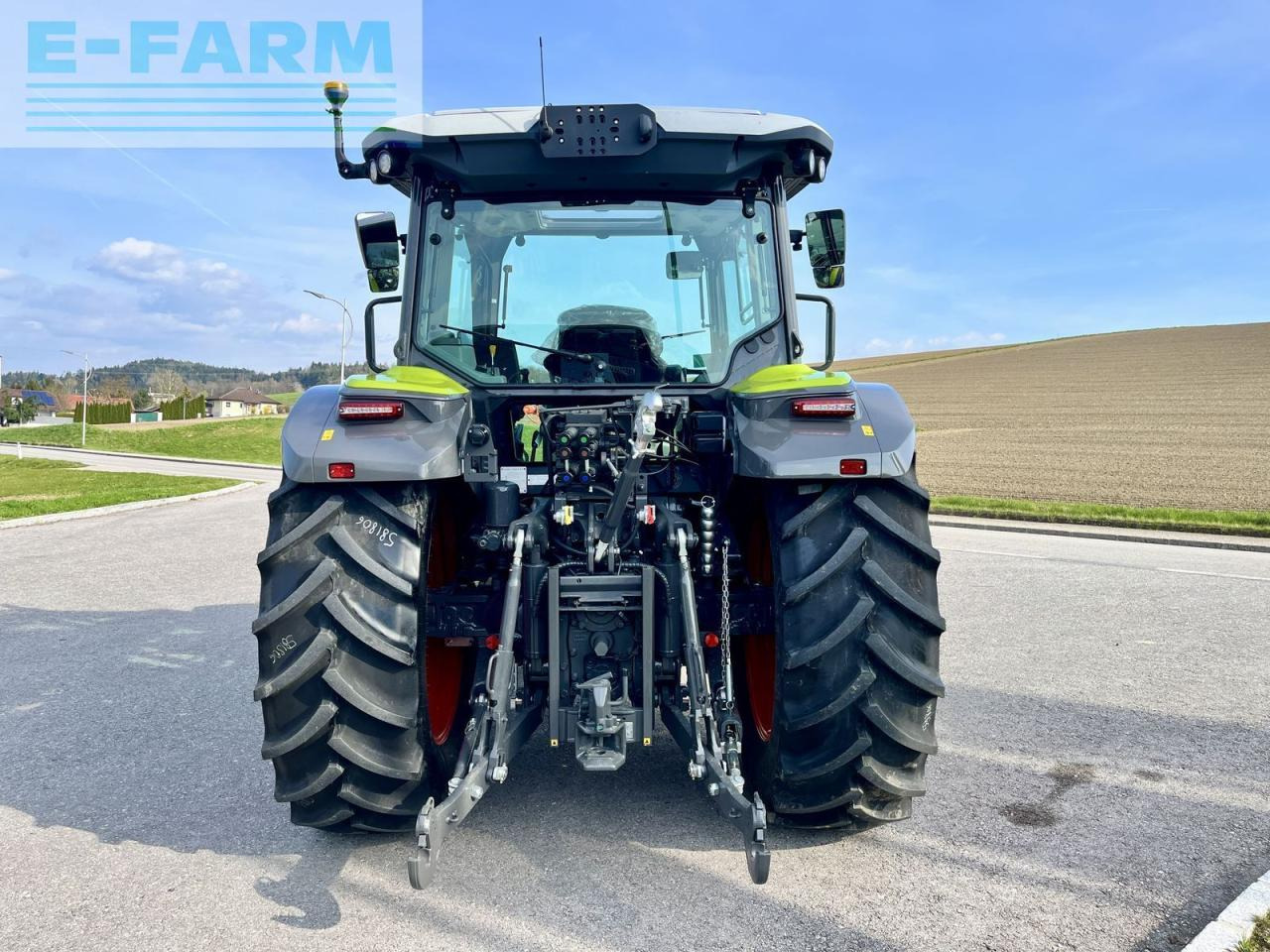 Trator CLAAS axos 3.105: foto 6