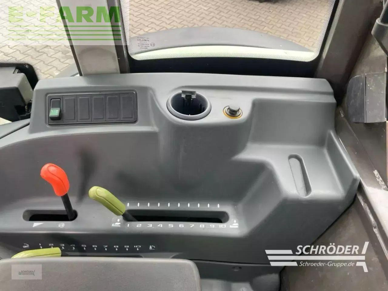 Trator CLAAS celtis 426: foto 20