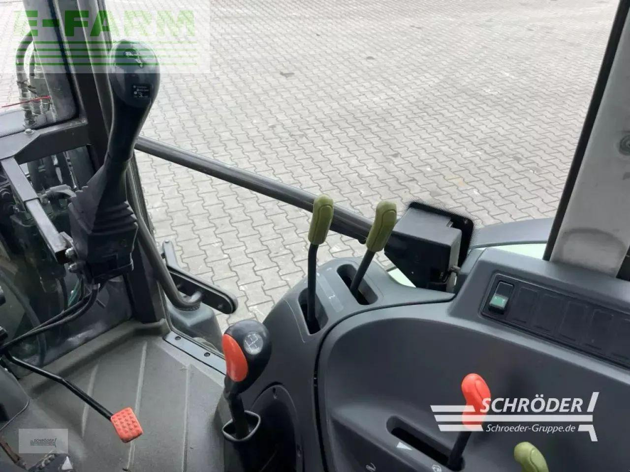 Trator CLAAS celtis 426: foto 19