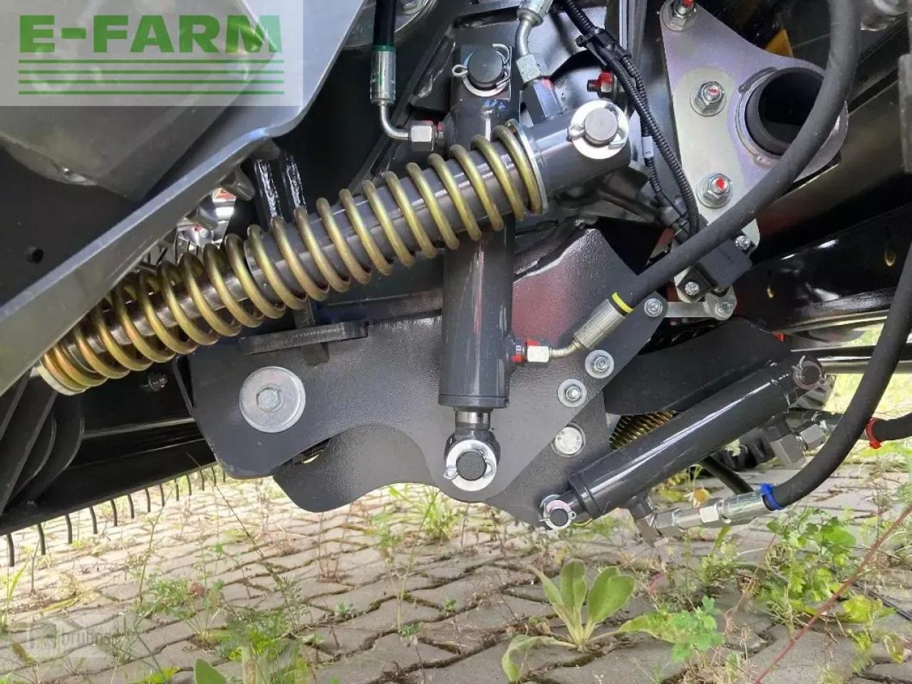 CLAAS claas variant 560 rc pro - neu - Enfardadeira de fardos quadrados: foto 3 CLAAS claas variant 560 rc pro - neu - Enfardadeira de fardos quadrados: foto 3