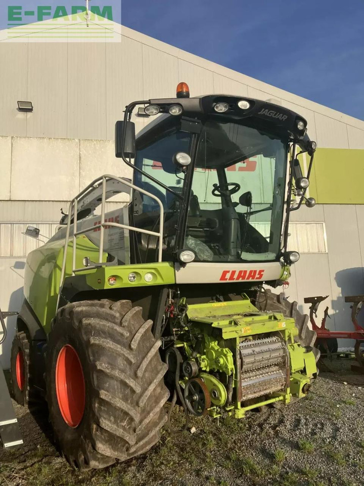 CLAAS ensileuse claas jaguar t4f - Picadora de forragem automotriz: foto 4 CLAAS ensileuse claas jaguar t4f - Picadora de forragem automotriz: foto 4