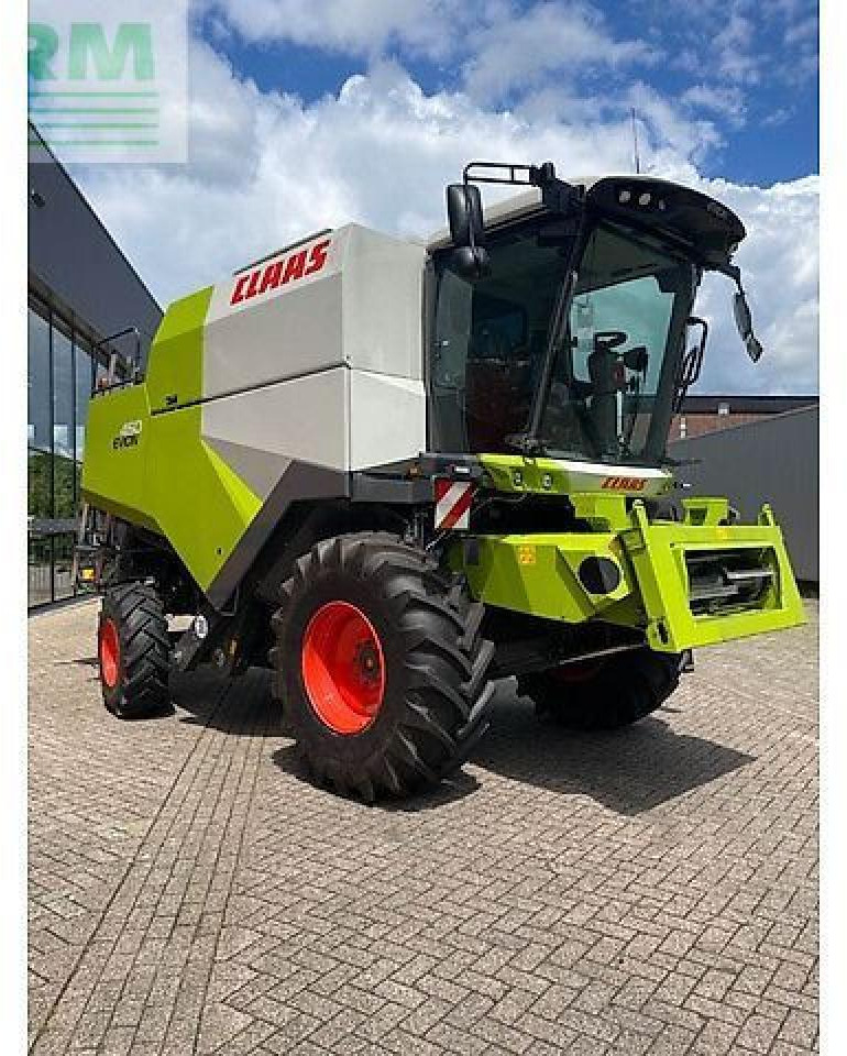 CLAAS evion - Ceifeira debulhadora: foto 3 CLAAS evion - Ceifeira debulhadora: foto 3