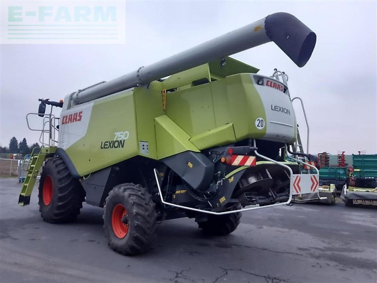 CLAAS gebr. mähdrescher lexion 750 - Ceifeira debulhadora: foto 3 CLAAS gebr. mähdrescher lexion 750 - Ceifeira debulhadora: foto 3