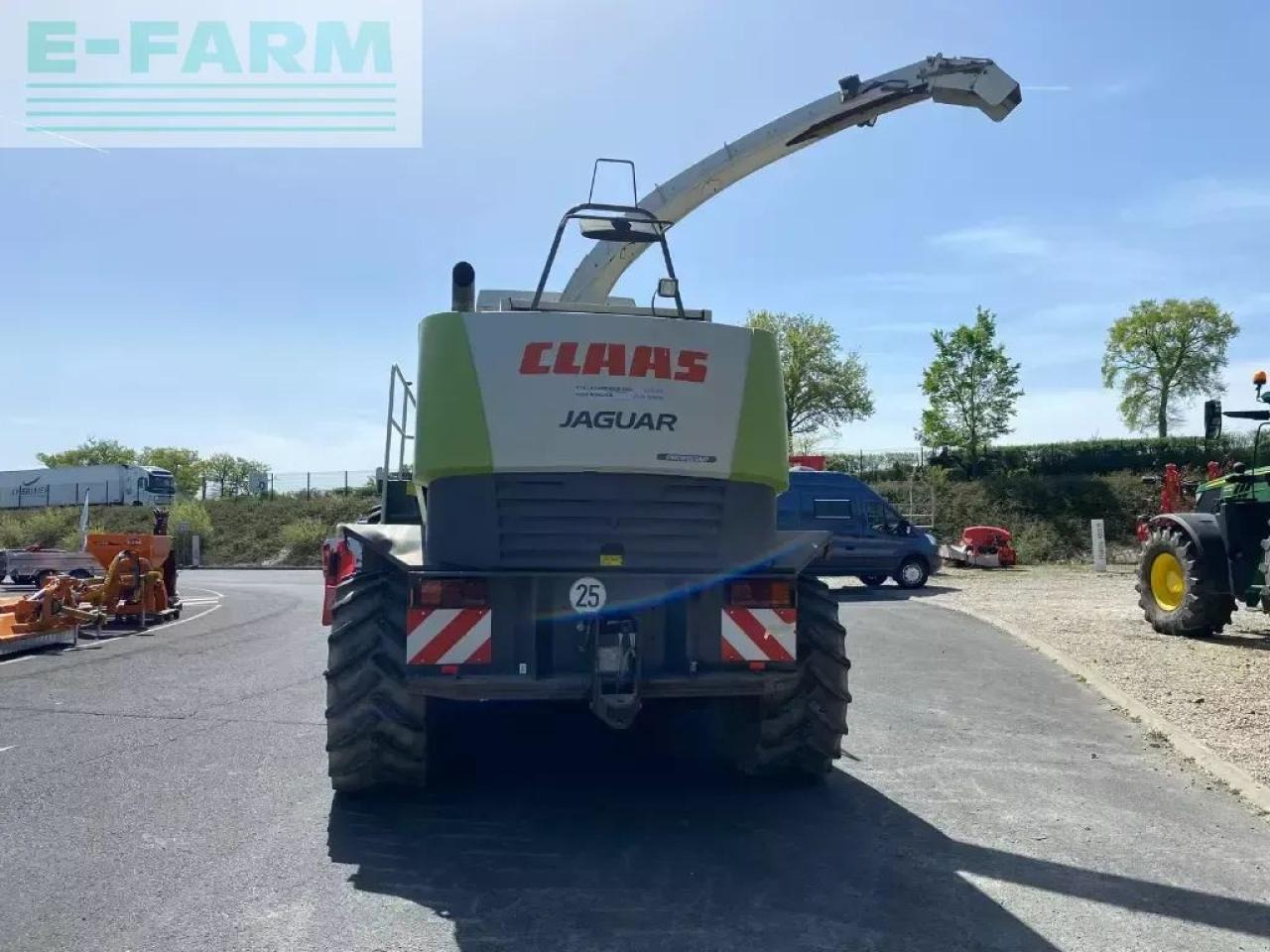 CLAAS jaguar 830 destockage - Picadora de forragem automotriz: foto 5 CLAAS jaguar 830 destockage - Picadora de forragem automotriz: foto 5