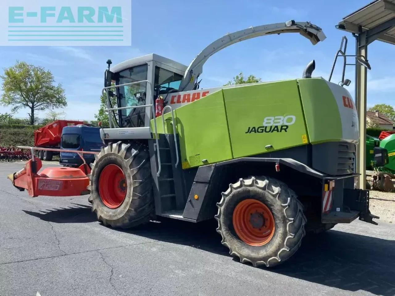 CLAAS jaguar 830 destockage - Picadora de forragem automotriz: foto 4 CLAAS jaguar 830 destockage - Picadora de forragem automotriz: foto 4