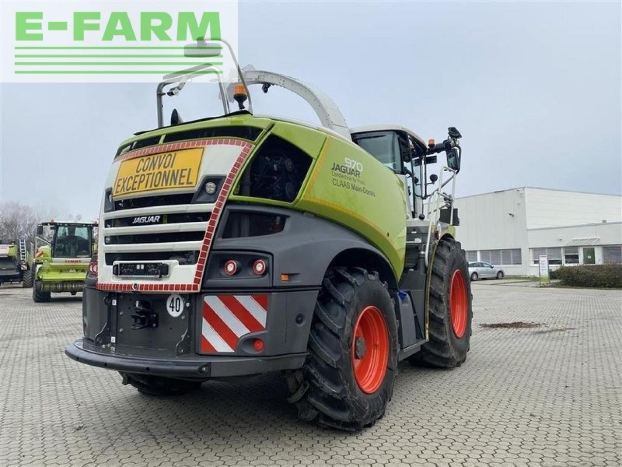 CLAAS jaguar 970 - stage v - Picadora de forragem automotriz: foto 2 CLAAS jaguar 970 - stage v - Picadora de forragem automotriz: foto 2